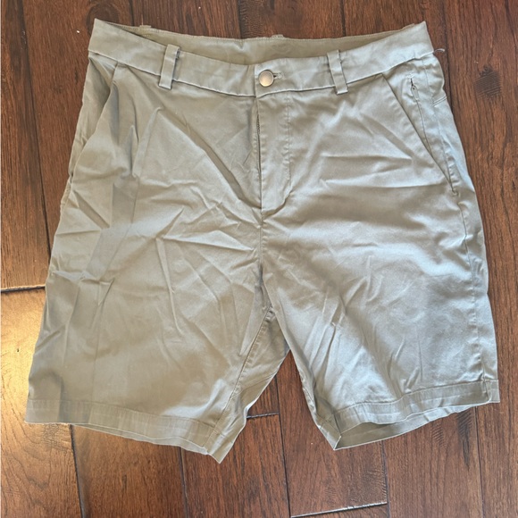 Lululemon men's short - Picture 1 of 2